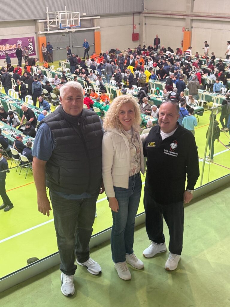 Sebas con Pedro Cuesta Tobajas y Trini Montañana Traver