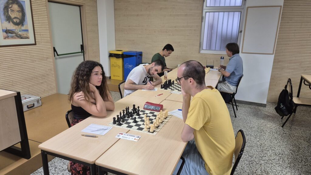 CORALS Y CARLES